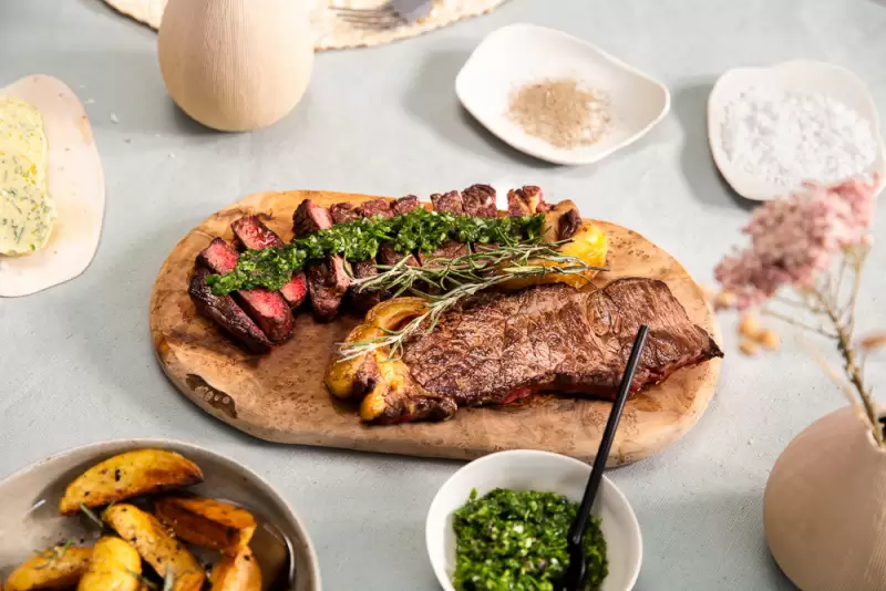 Côte de Boeuf mit hausgemachtem Knoblauchöl