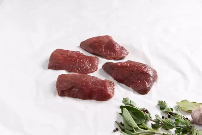 Wildschweinrückensteak