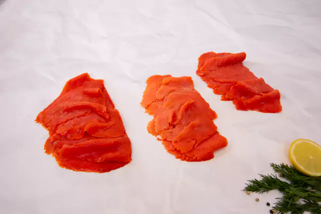 Geräucherter Sockeye Lachs in Scheiben