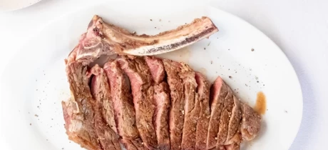 Côte de Boeuf mit hausgemachtem Knoblauchöl