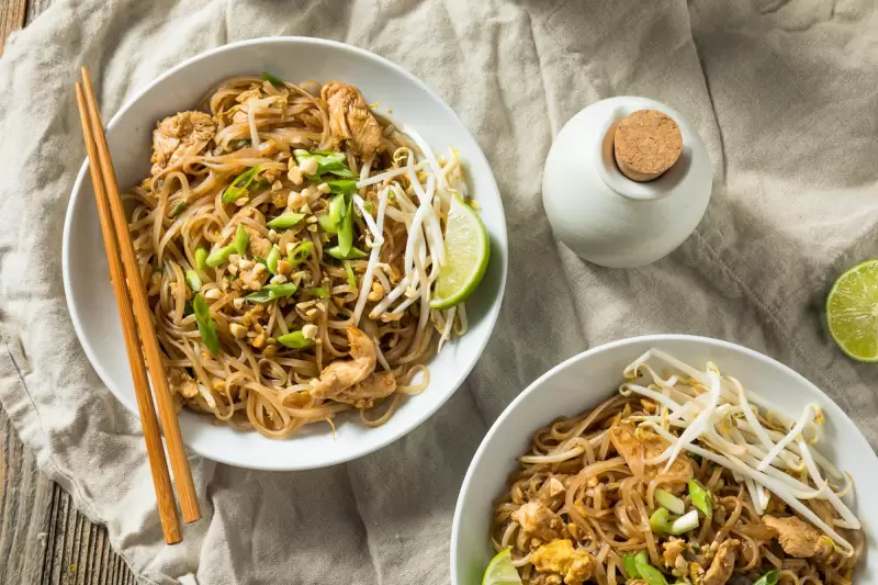 Pad Thai mit Huhn