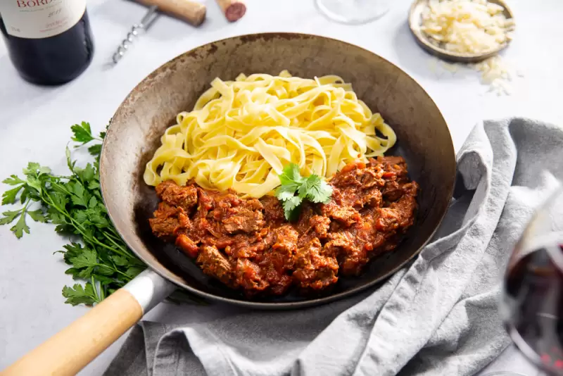 Rindereintopf mit Tagliatelle