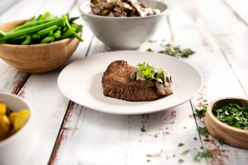 Minutensteaks mit Champignonsauce