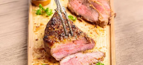 Tri-Tip mit knuspriger Knoblauchkruste